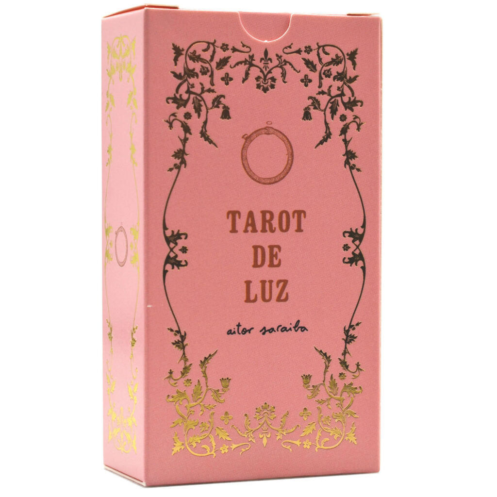 Tarot-de-lux-box-1.jpg