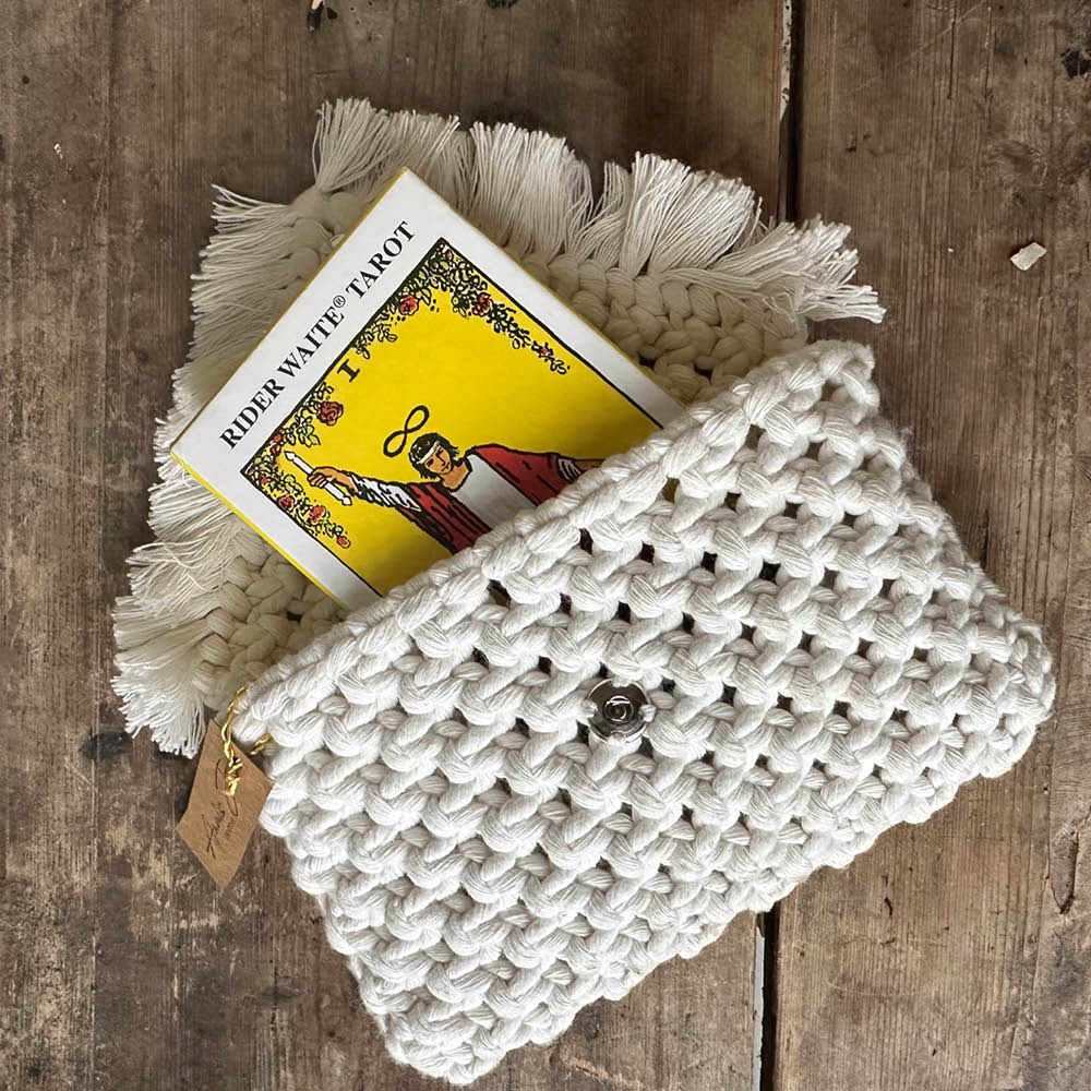 Macramé Tarot etui – Custardpudding